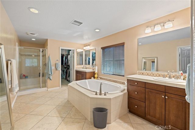 1729 Isabella Way, Upland, CA 91784