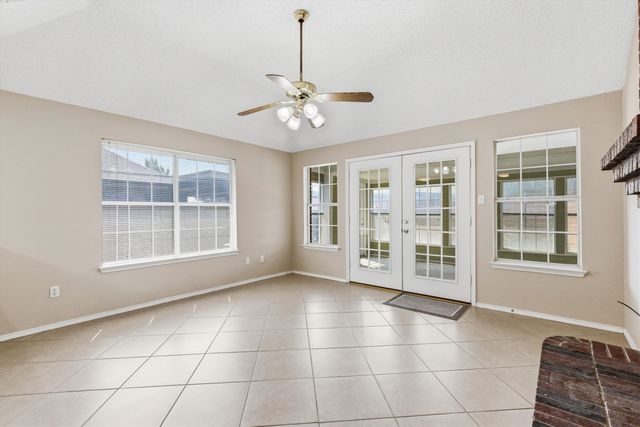 1622 Glenmore Drive, Lewisville, TX 75077
