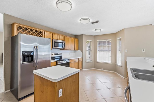 1622 Glenmore Drive, Lewisville, TX 75077