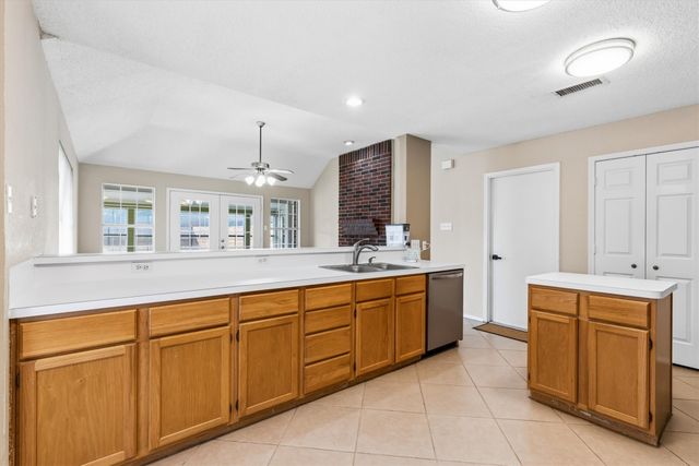 1622 Glenmore Drive, Lewisville, TX 75077
