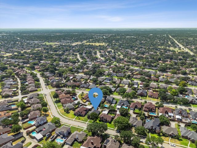 1622 Glenmore Drive, Lewisville, TX 75077