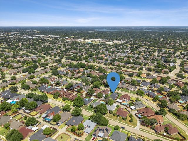 1622 Glenmore Drive, Lewisville, TX 75077