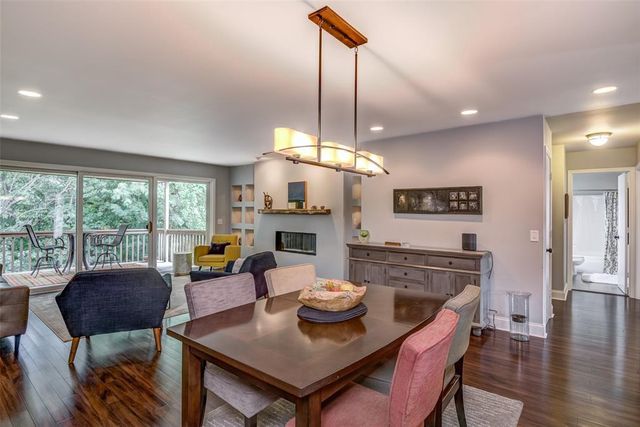 1312 Knollwood Trail, Altoona, WI 54720