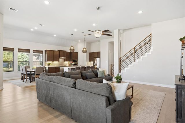 1216 Scenic Oaks DR, Georgetown, TX 78628