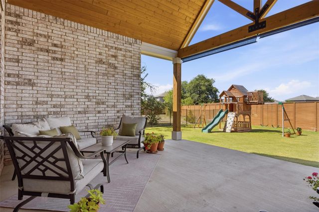 1216 Scenic Oaks DR, Georgetown, TX 78628