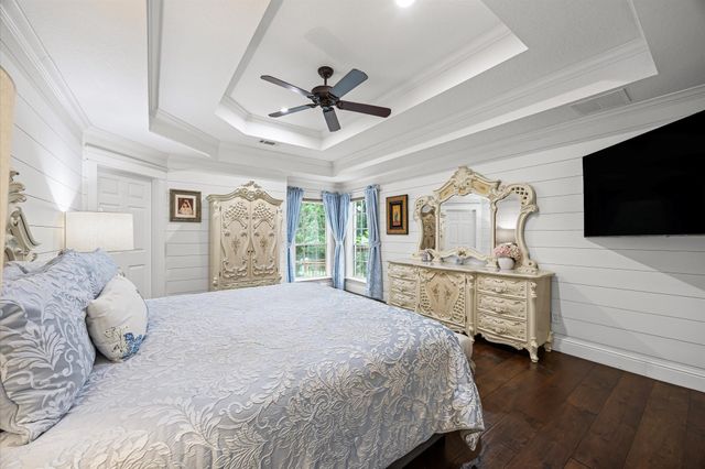 6203 Fieldwood Lane, Conroe, TX 77304