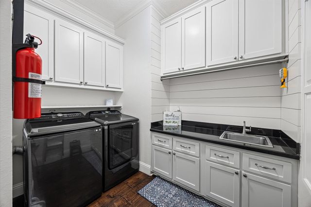 6203 Fieldwood Lane, Conroe, TX 77304