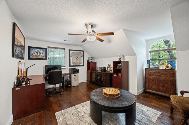 6203 Fieldwood Lane, Conroe, TX 77304