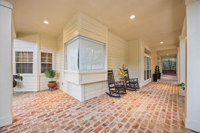 6203 Fieldwood Lane, Conroe, TX 77304