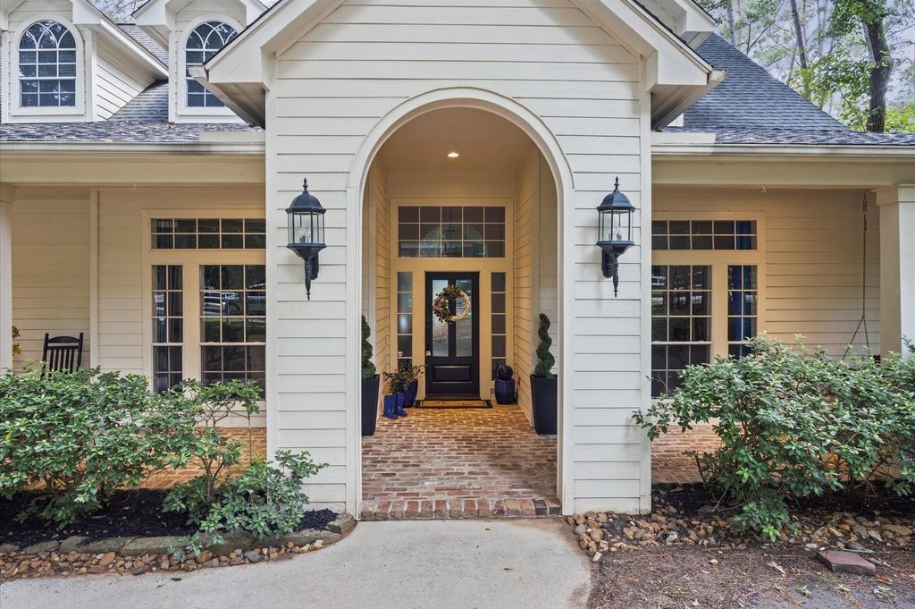 6203 Fieldwood Lane, Conroe, TX 77304