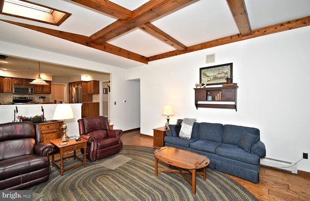 31 FARBER DR, Chalfont, PA 18914