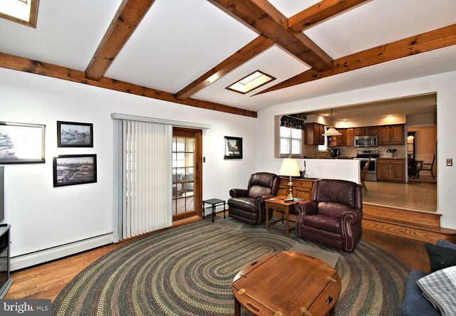 31 FARBER DR, Chalfont, PA 18914