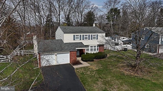 31 FARBER DR, Chalfont, PA 18914