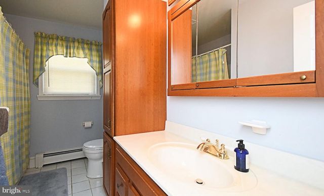 31 FARBER DR, Chalfont, PA 18914