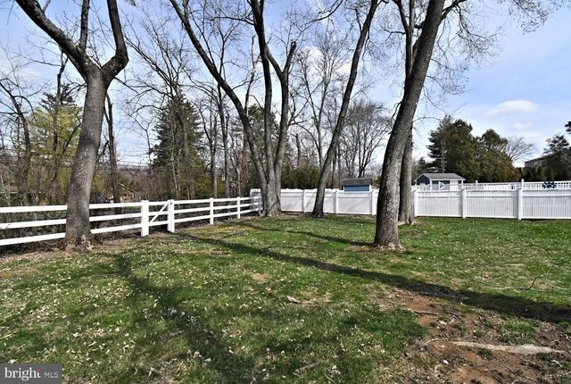 31 FARBER DR, Chalfont, PA 18914