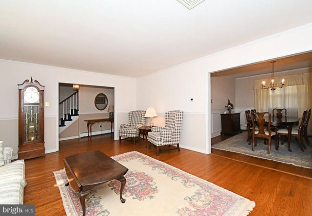 31 FARBER DR, Chalfont, PA 18914