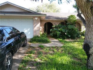 6705 Canyon Creek Dr, Corpus Christi, TX 78413