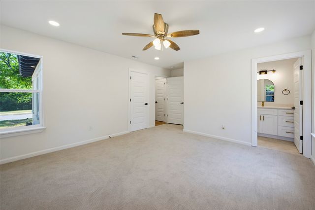 6909 Park Place Drive, Richland Hills, TX 76118