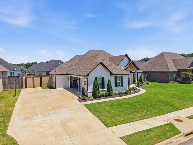 1680 Pearce Drive, Conway, AR 72034