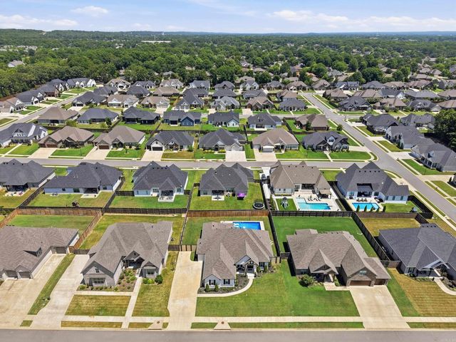 1680 Pearce Drive, Conway, AR 72034