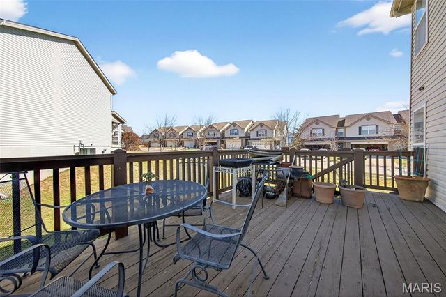 355 Wild Oak Drive, O'fallon, MO 63368