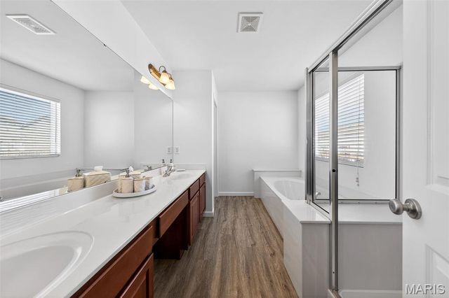 355 Wild Oak Drive, O'fallon, MO 63368