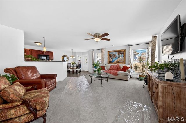 355 Wild Oak Drive, O'fallon, MO 63368