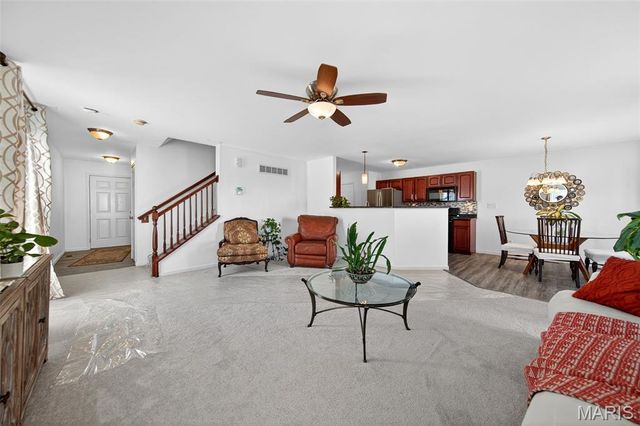 355 Wild Oak Drive, O'fallon, MO 63368