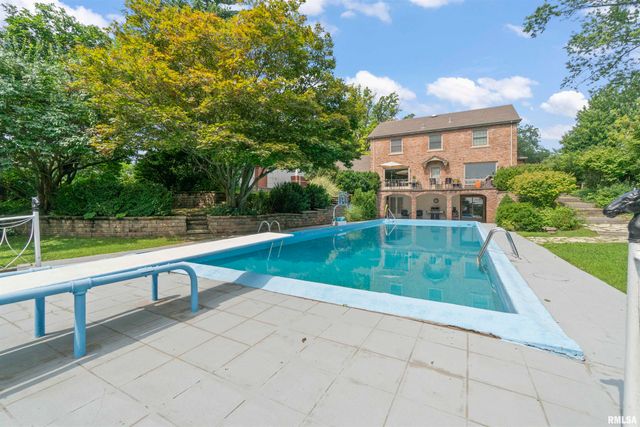 5934 N ELM Lane, Peoria, IL 61614