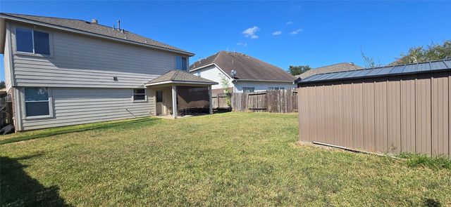 1903 Roaring Springs Drive, Pearland, TX 77584