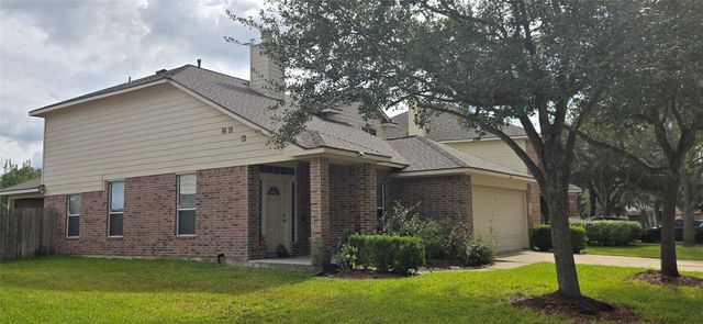 1903 Roaring Springs Drive, Pearland, TX 77584