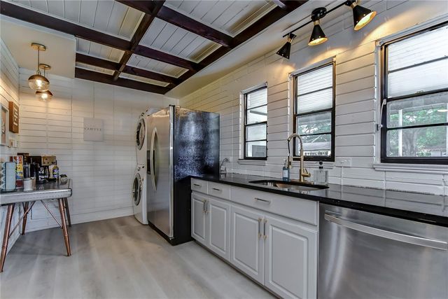 4701 N WILLIS STREET, Tampa, FL 33603
