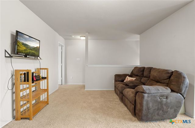 1316 Blue Leaf Drive, Temple, TX 76502