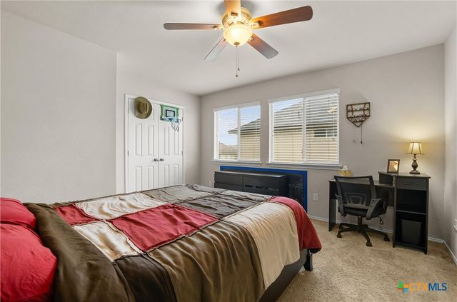 1316 Blue Leaf Drive, Temple, TX 76502