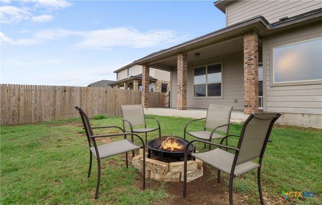 1316 Blue Leaf Drive, Temple, TX 76502