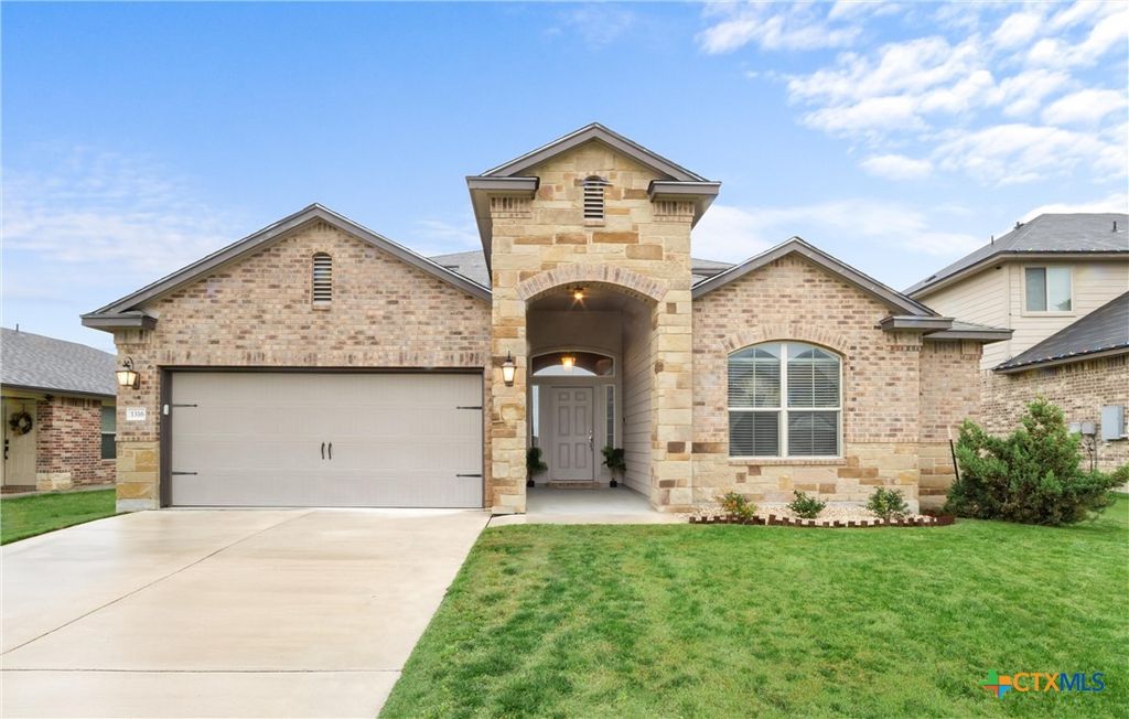 1316 Blue Leaf Drive, Temple, TX 76502