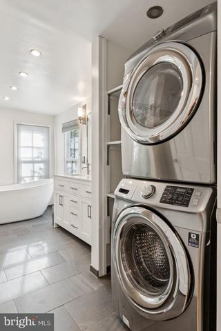 1617 8TH ST NW, Washington, DC 20001