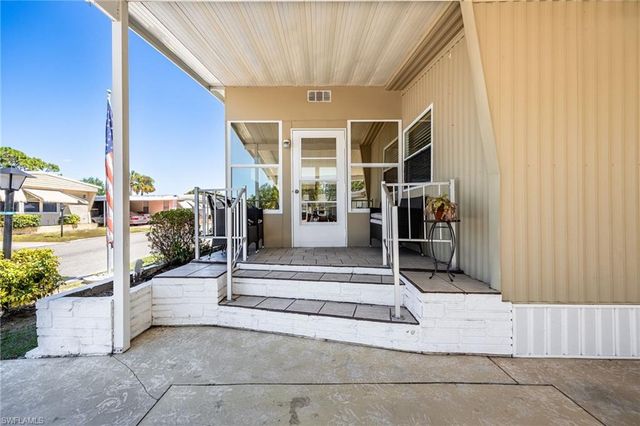 356 Nicklaus BLVD, North Fort Myers, FL 33903