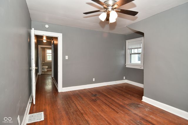 405 Wallace Avenue, Indianapolis, IN 46201