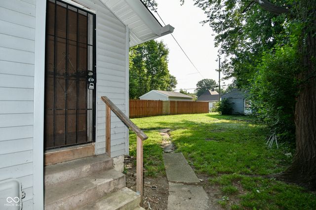 405 Wallace Avenue, Indianapolis, IN 46201