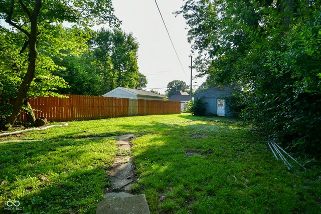 405 Wallace Avenue, Indianapolis, IN 46201