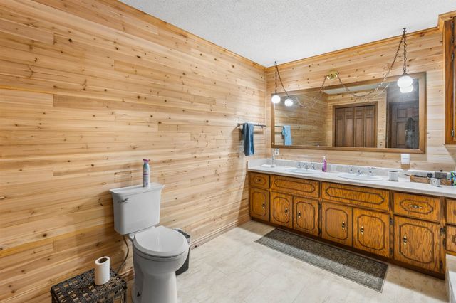 1018 Old Fort Road, Melbourne, AR 72556