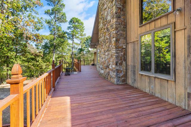 1018 Old Fort Road, Melbourne, AR 72556