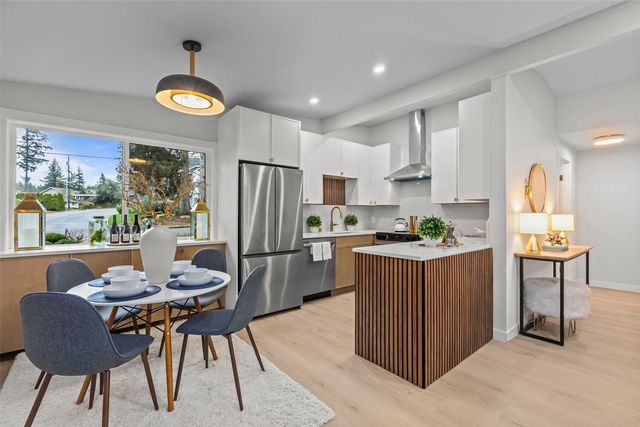 3901 151st Avenue SE, Bellevue, WA 98006