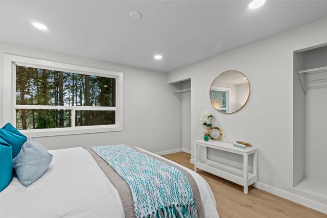 3901 151st Avenue SE, Bellevue, WA 98006