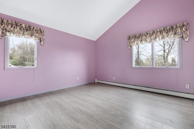 17 Sherbrooke Dr, Lincoln Park Boro, NJ 07035