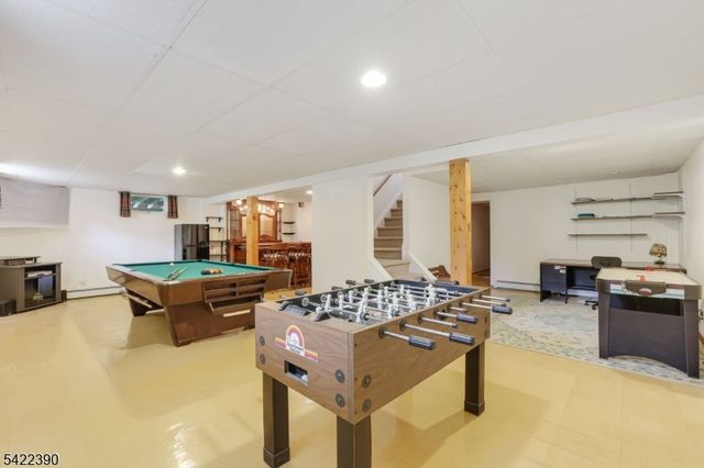 17 Sherbrooke Dr, Lincoln Park Boro, NJ 07035