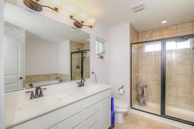 800 Dufour Lane, Oxford, OH 45056