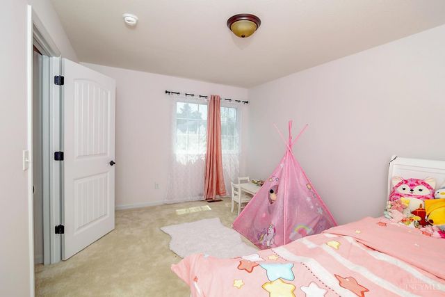 800 Dufour Lane, Oxford, OH 45056
