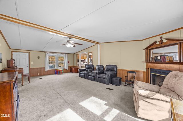 3829 Gayle Drive, Haw River, NC 27258